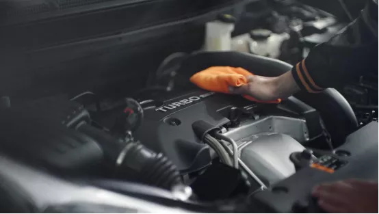 一分鐘告訴你汽車保養都干了什么-第5張圖片-鄭州市冠恒貿易有限公司【官方網站】-車用潤滑油服務專家 一分鐘告訴你汽車保養都干了什么-第5張圖片-鄭州市冠恒貿易有限公司【官方網站】-車用潤滑油服務專家